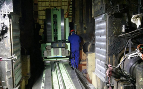 �ӱ���F���F